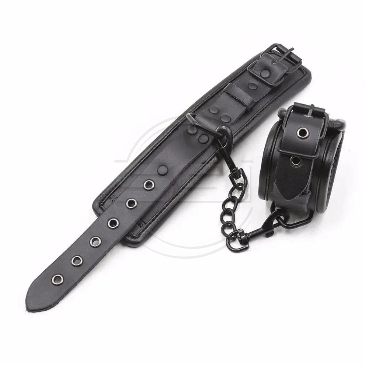 Cowhide Leather Bondage Set - Image 3